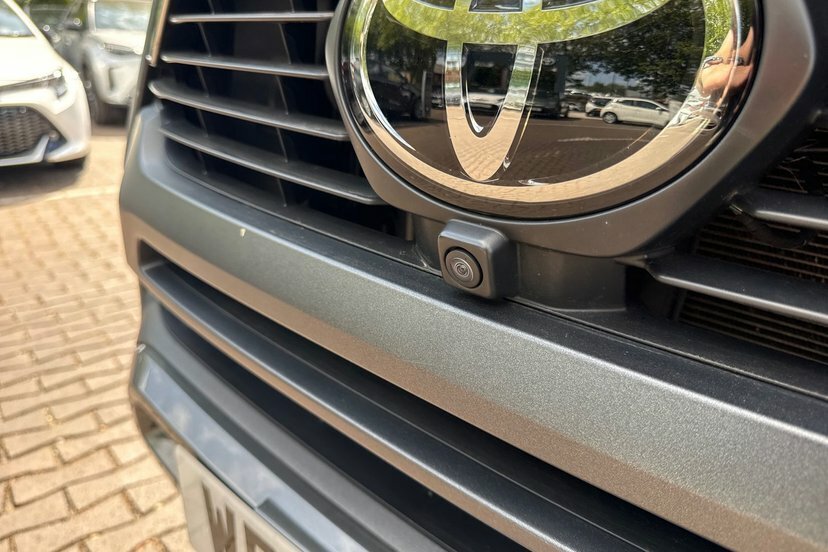 Toyota HILUX 2.8 D-4d Invincible X Double Cab Pickup 4Wd E Black #26