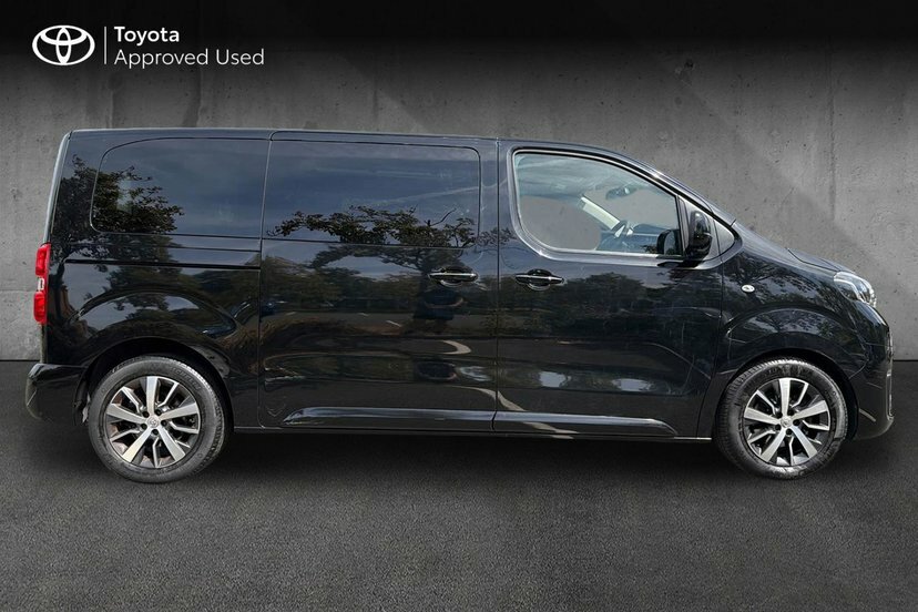 Toyota Proace Verso Family Medium 2.0D 140 Grey #16