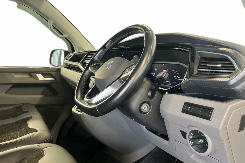Volkswagen Transporter Sportline Transporter T32 Panel Van Sportline Swb 204 Ps 2.0 Black #6