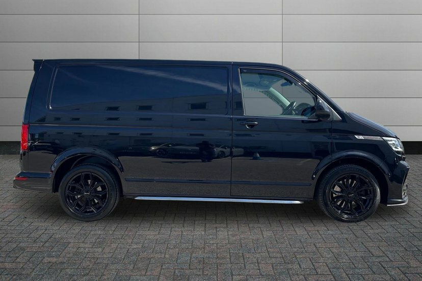 Volkswagen Transporter Sportline Transporter T32 Panel Van Sportline Swb 204 Ps 2.0 Black #4