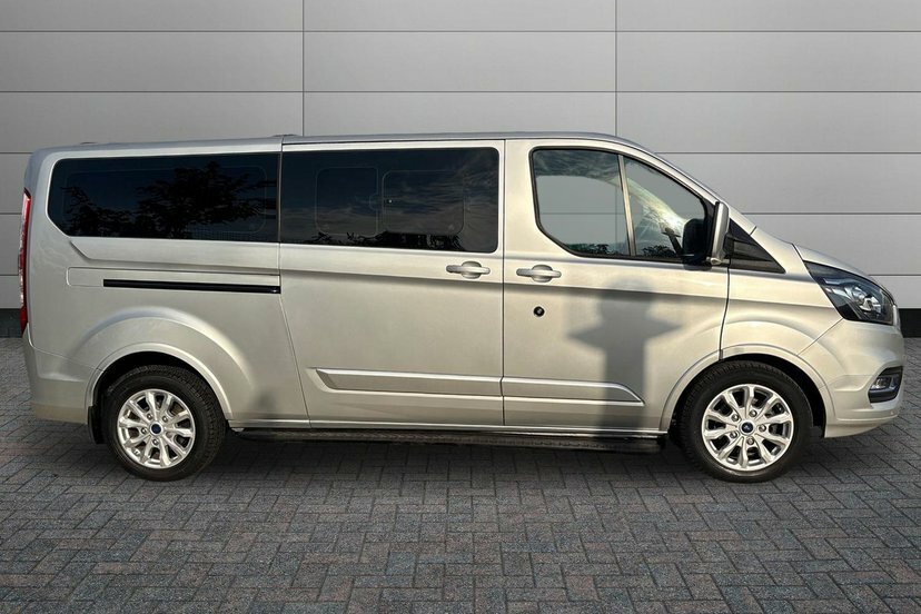 Ford Tourneo Custom 2.0 320 Ecoblue Titanium Minibus Double Cab Di Silver #5