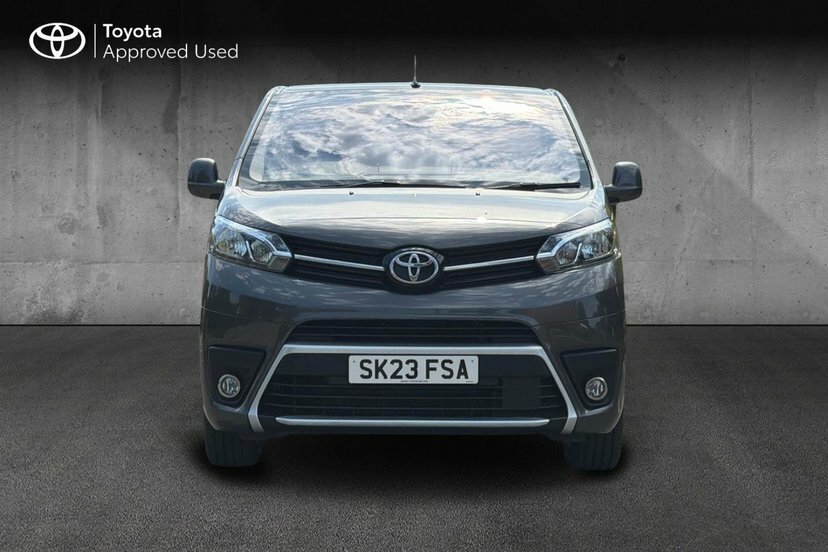 Toyota Proace Verso 2.0D Family Medium Mpv Mwb Euro 6 Ss Black #15
