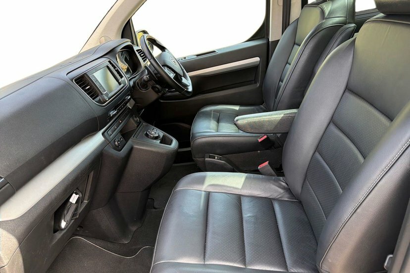Toyota Proace Verso 2.0D Family Medium Mpv Mwb Euro 6 Ss Black #10