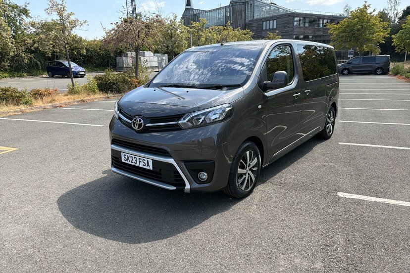 Toyota Proace Verso 2.0D Family Medium Mpv Mwb Euro 6 Ss Black #30