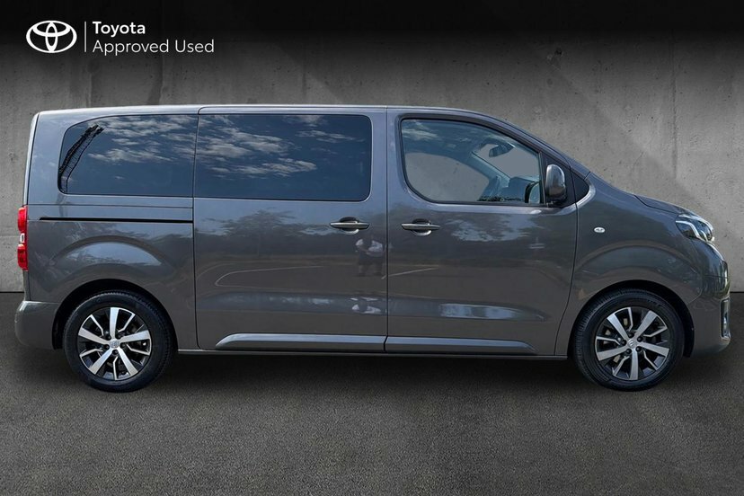 Toyota Proace Verso 2.0D Family Medium Mpv Mwb Euro 6 Ss Black #16