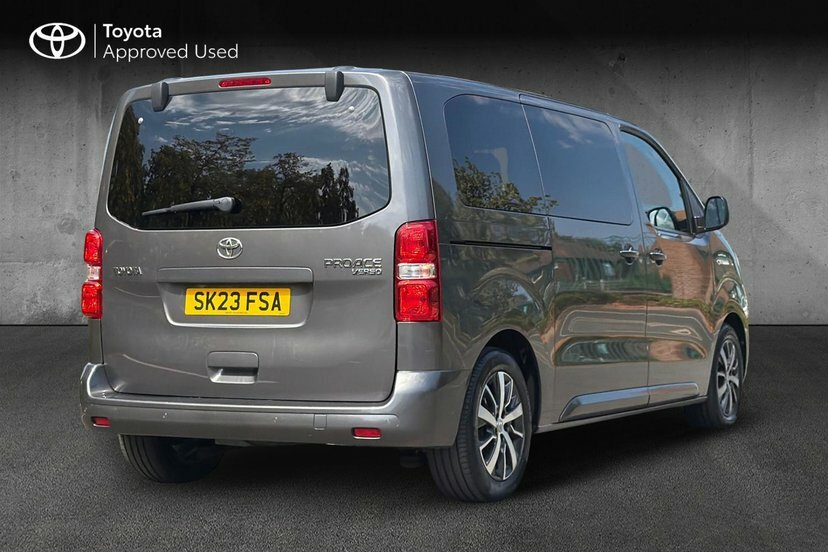 Toyota Proace Verso 2.0D Family Medium Mpv Mwb 8 Seat Grey #2