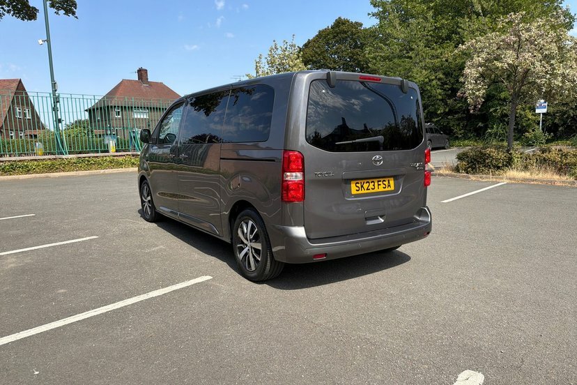 Toyota Proace Verso 2.0D Family Medium Mpv Mwb Euro 6 Ss Black #31