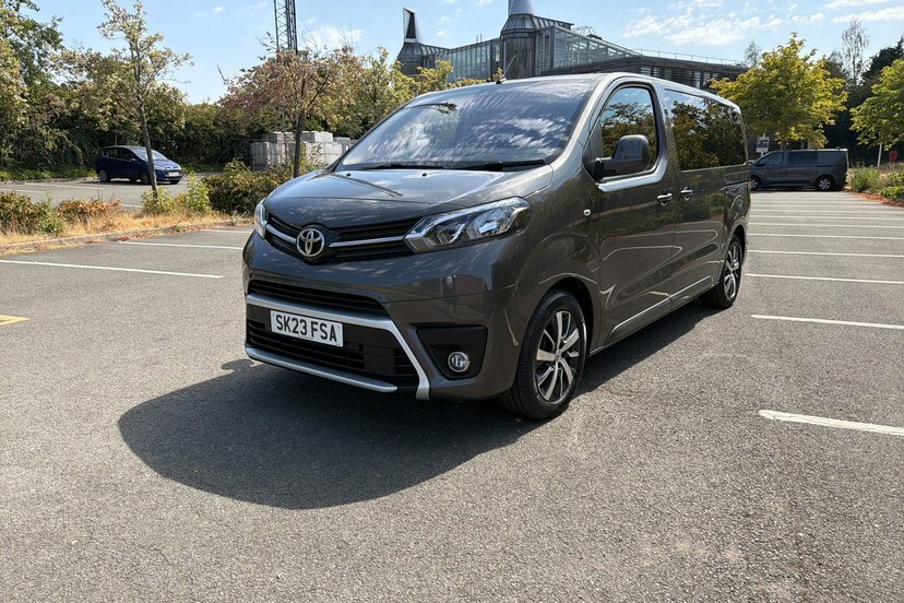 Toyota Proace Verso 2.0D Family Medium Mpv Mwb Euro 6 Ss Black #29