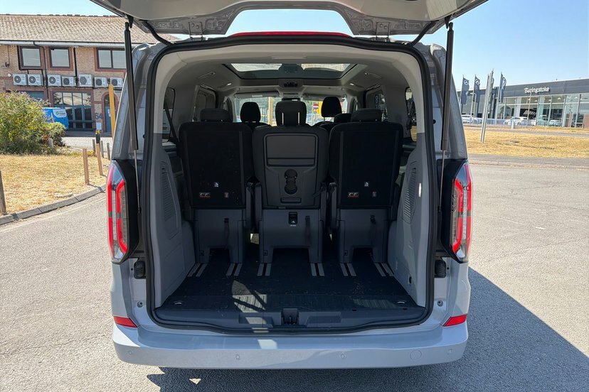 Ford Tourneo Custom 340 65Kwh Titanium Minibus Double Cab Grey #2