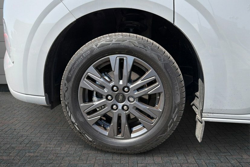 Ford Tourneo Custom 340 65Kwh Titanium Minibus Double Cab Grey #6