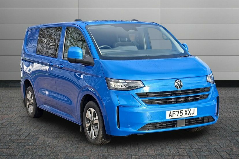 Volkswagen E-Transporter T32 65Kwh Commerce Pro Kombi Double Cab Electr Blue
