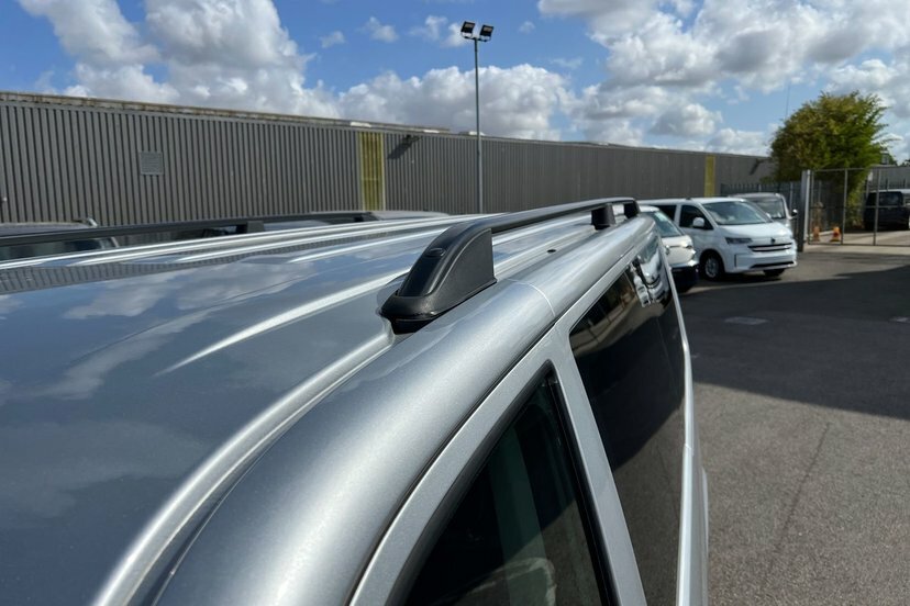 Volkswagen Transporter Shuttle Shuttle 2.0 Shuttle Se Silver #43