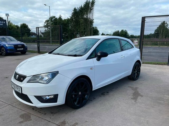 Seat Ibiza Ecotsi Fr Sport Coupe PY16FFX White #3