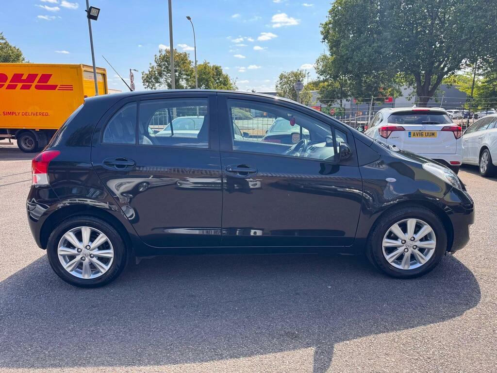 Toyota Yaris 1.33 Dual Vvt-i Tr Euro 4 S S Black #4