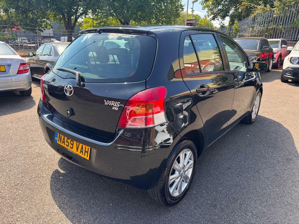 Toyota Yaris 1.33 Dual Vvt-i Tr Euro 4 S S Black #3