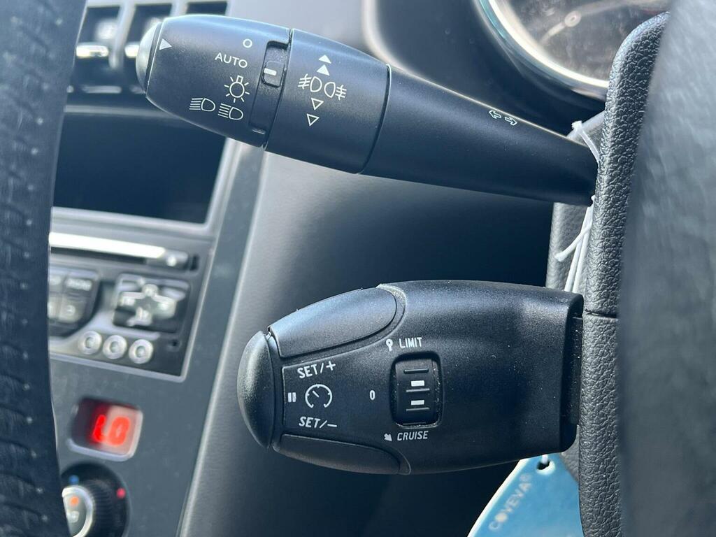 Peugeot 3008 1.6 Blue Hdi Ss Allure 120 Bhp Blue #24