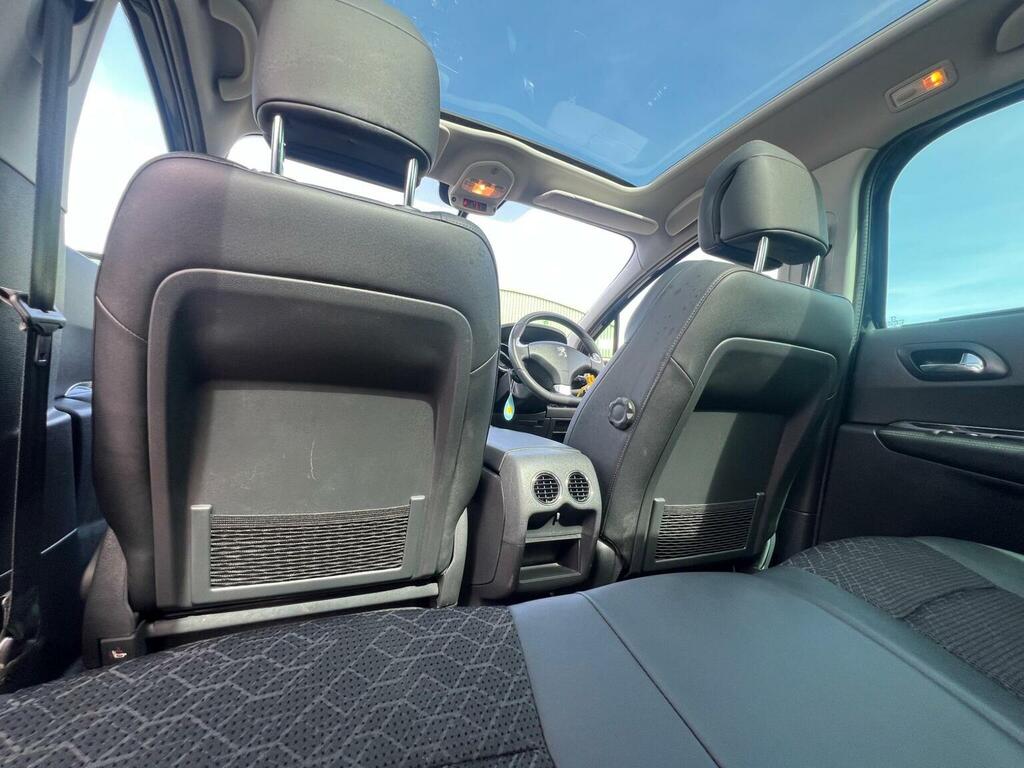 Peugeot 3008 1.6 Blue Hdi Ss Allure 120 Bhp Blue #12