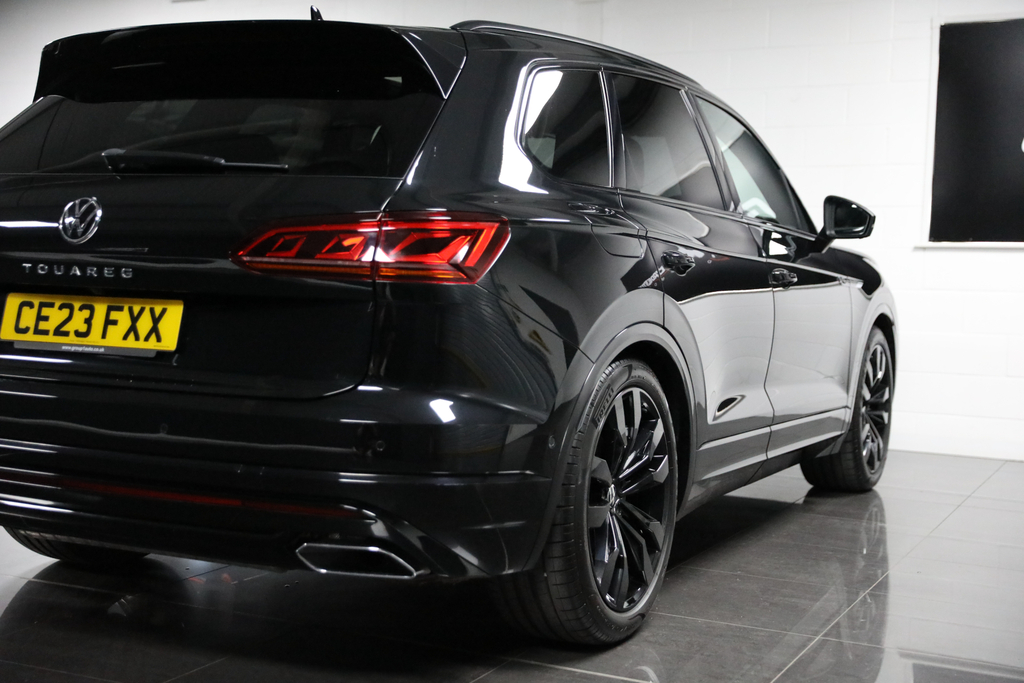 Volkswagen Touareg R-line Tech Plus Black #29