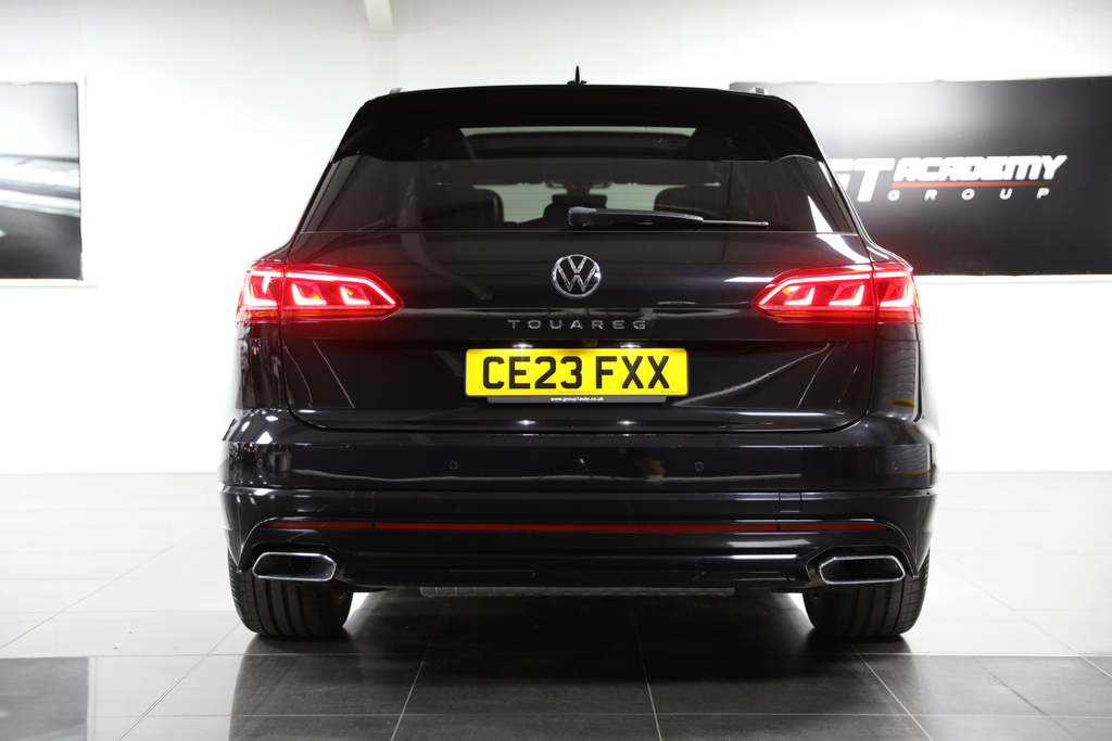 Volkswagen Touareg R-line Tech Plus Black #27