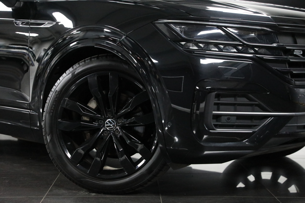 Volkswagen Touareg R-line Tech Plus Black #20
