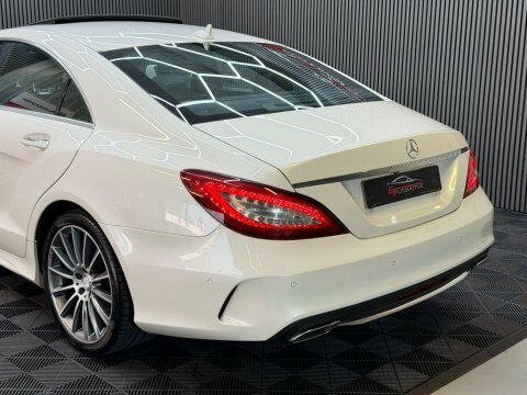 Mercedes-Benz CLS Amg Line White #13