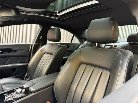 Mercedes-Benz CLS Amg Line White #55