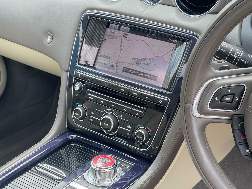 Jaguar XJ 2012 3.0D V6 Portfolio Saloon Euro Black #13