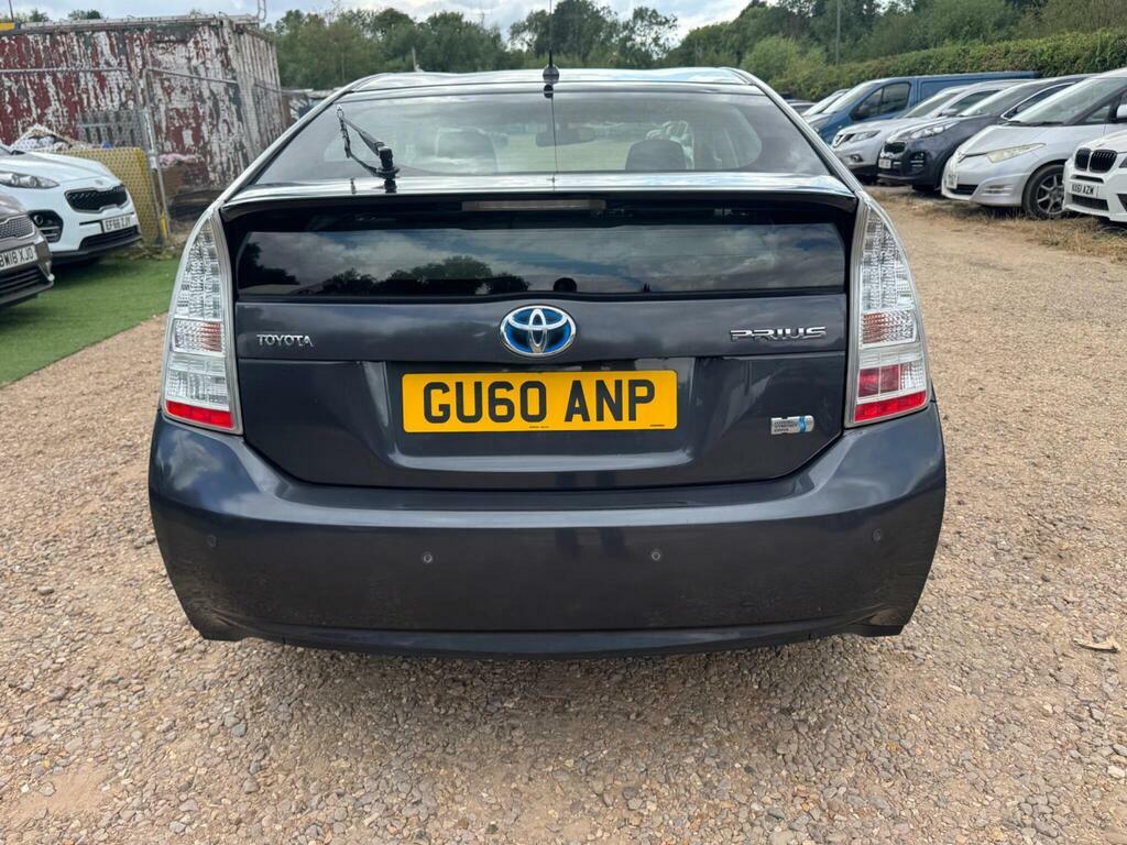 Toyota Prius 1.8 Prius T White #19