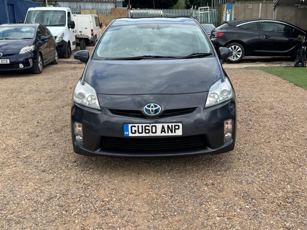 Toyota Prius 1.8 Prius T White #10