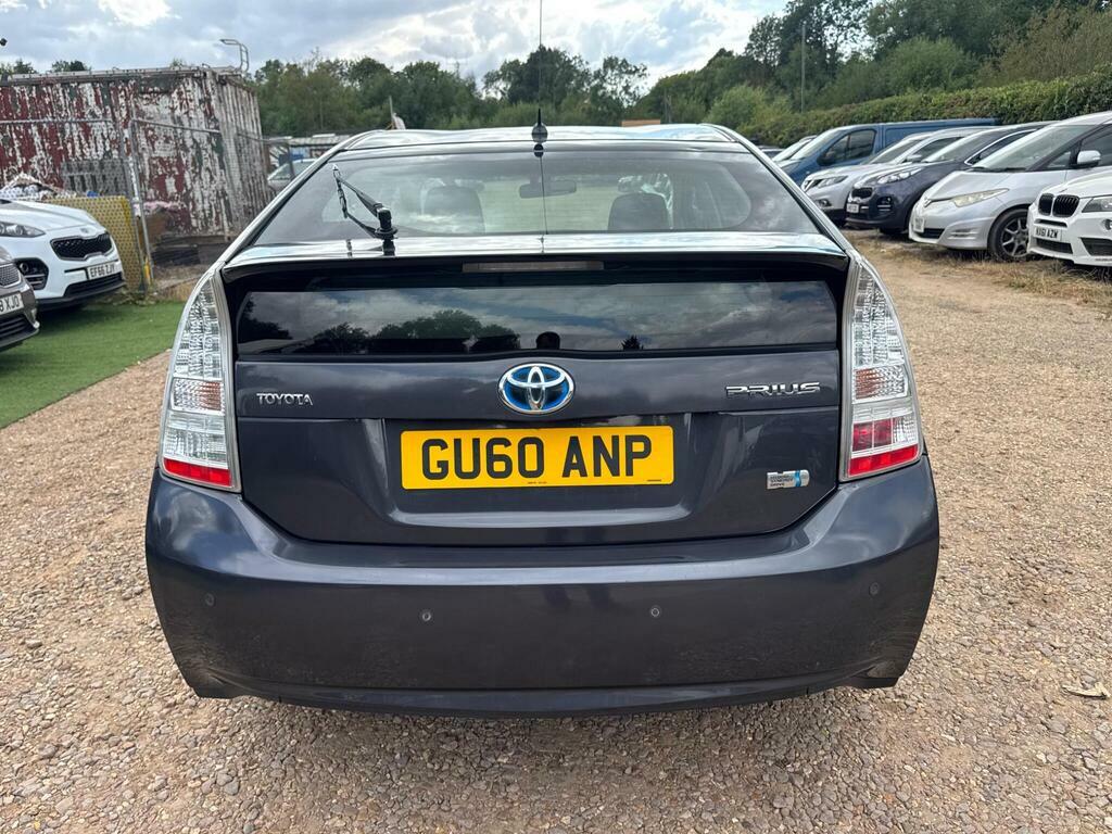 Toyota Prius 1.8 Prius T White #23