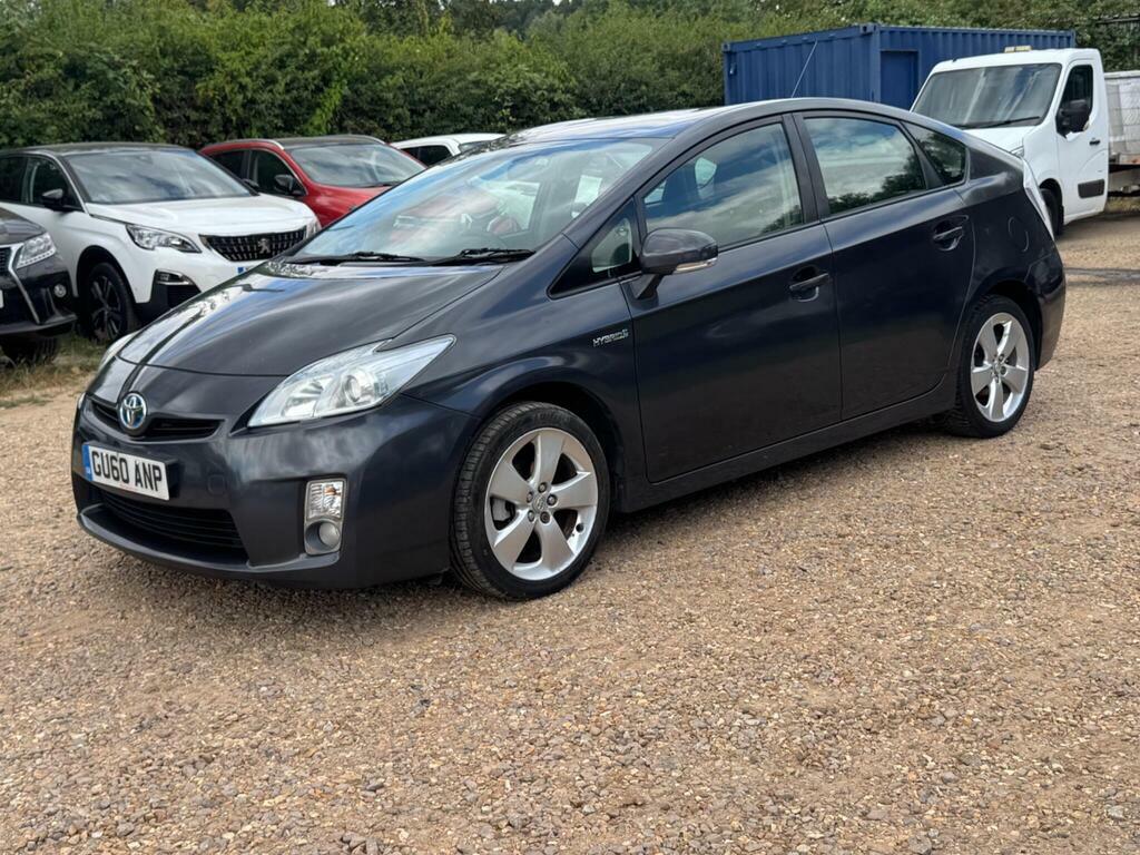 Toyota Prius 1.8 Prius T White #13