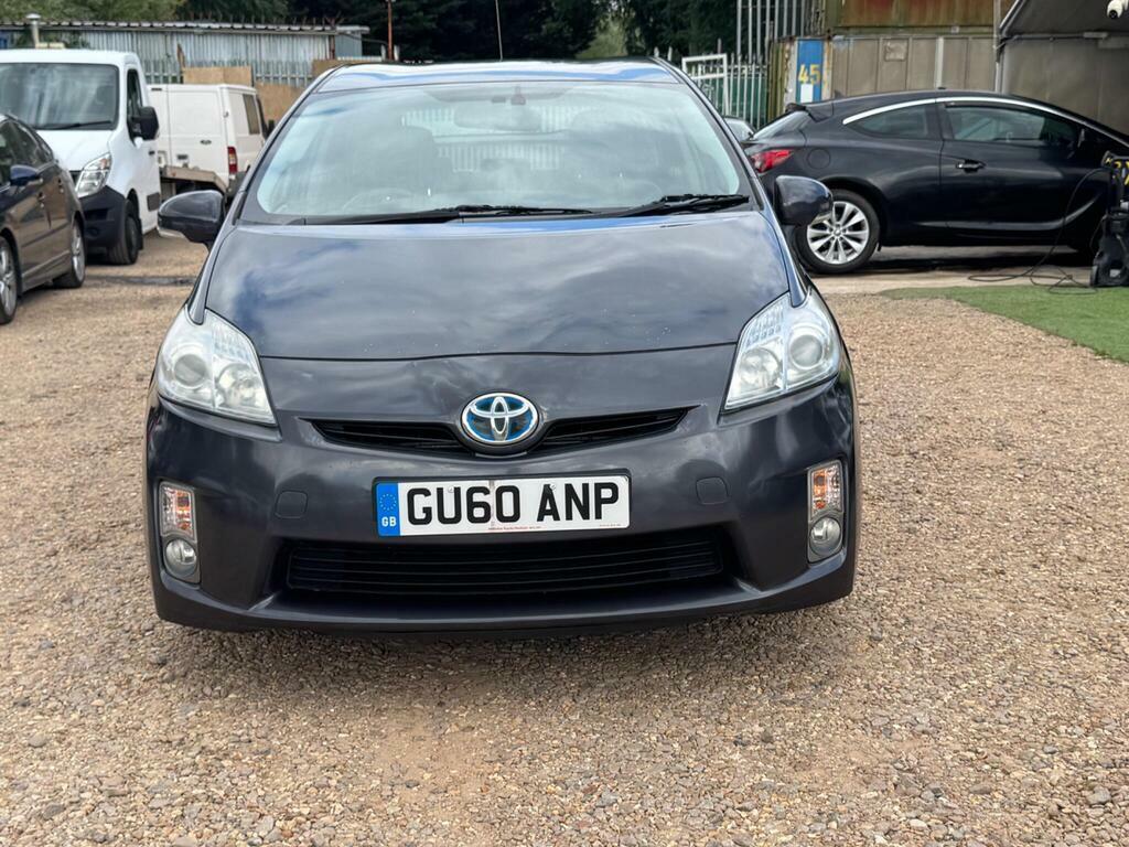 Toyota Prius 1.8 Prius T White #8
