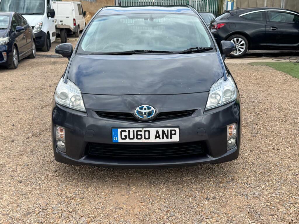Toyota Prius 1.8 Prius T White #11