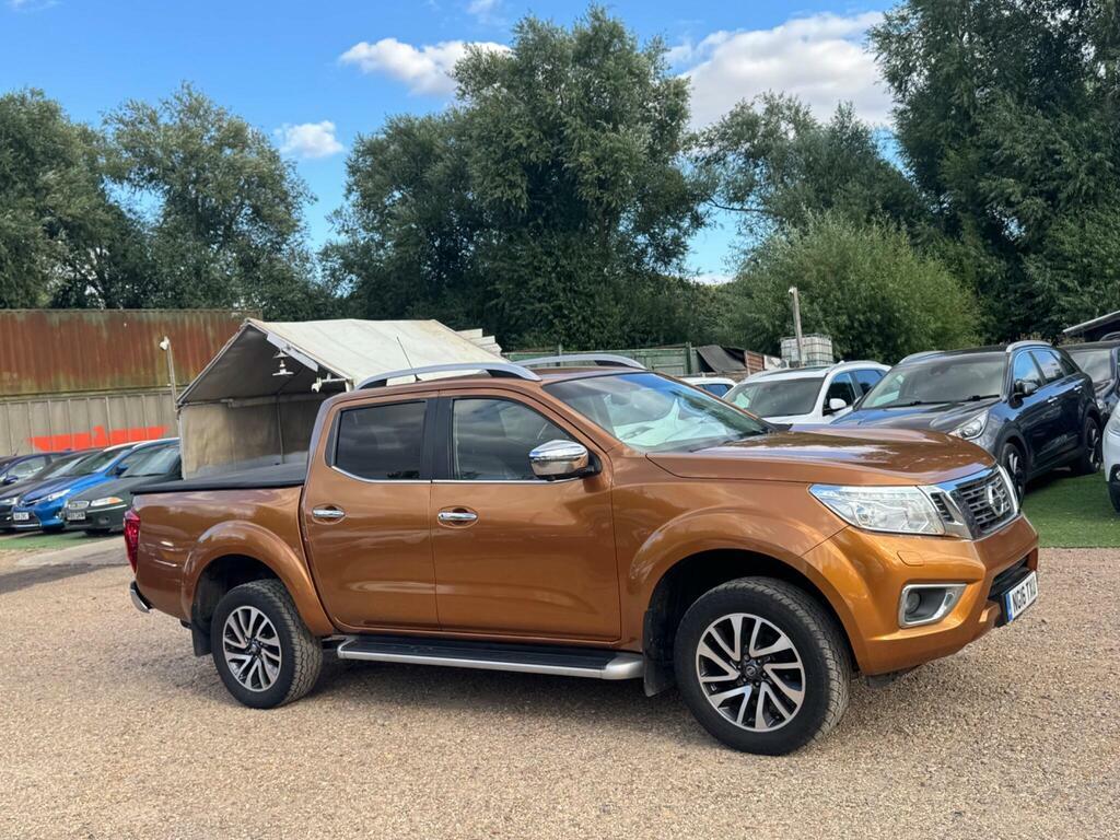 Nissan Navara 2.3 Dci Tekna 4Wd Euro 5 Yellow #3
