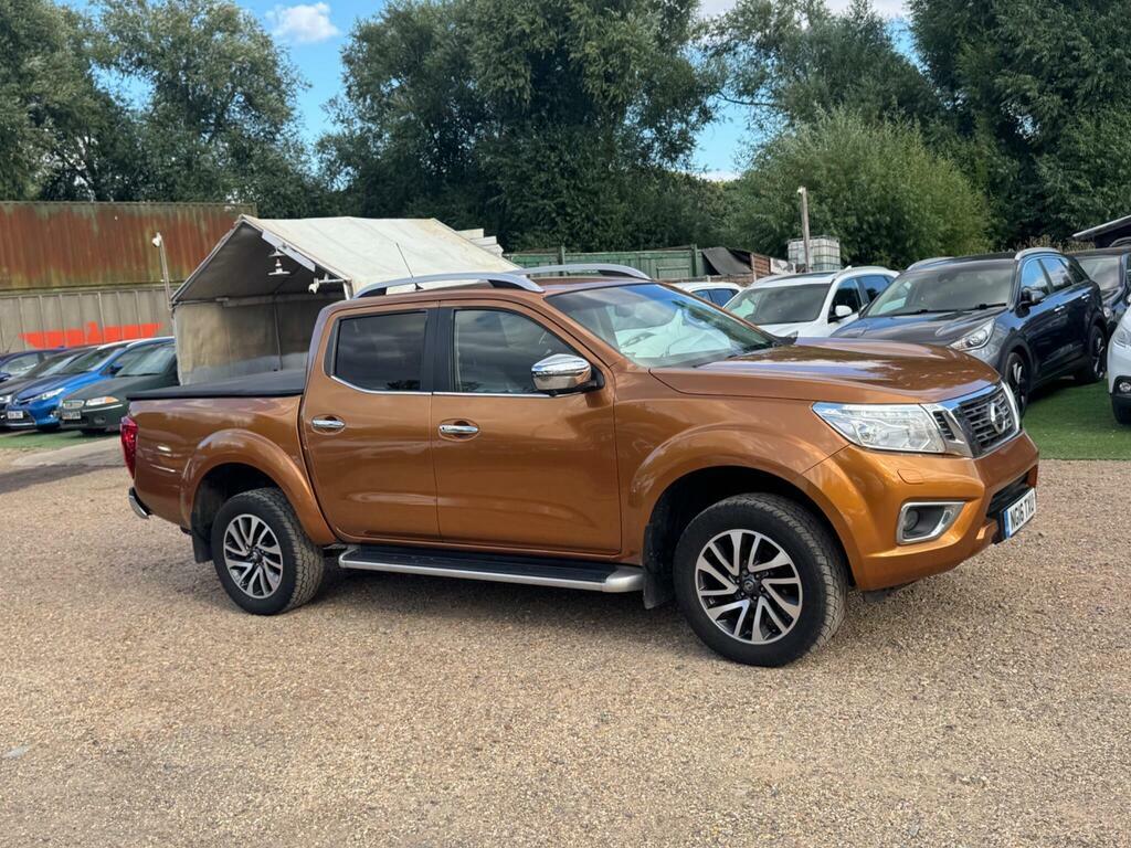 Nissan Navara 2.3 Dci Tekna 4Wd Euro 5 Yellow #2