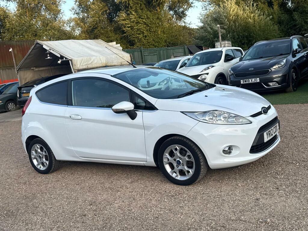 Ford Fiesta 1.4 Tdci 70 Edge 20 Taxyr Red #6