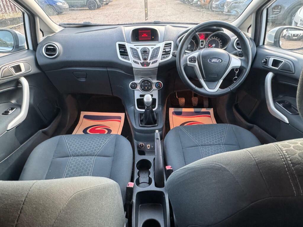 Ford Fiesta 1.4 Tdci 70 Edge 20 Taxyr Red #44