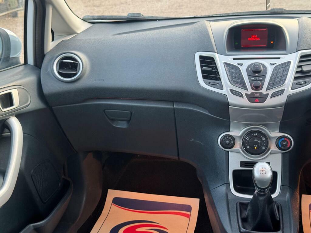 Ford Fiesta 1.4 Tdci 70 Edge 20 Taxyr Red #45