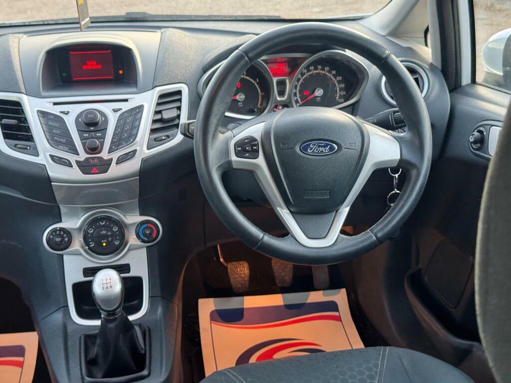 Ford Fiesta 1.4 Tdci 70 Edge 20 Taxyr Red #53