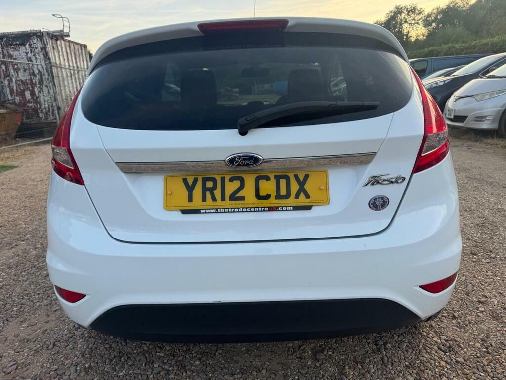 Ford Fiesta 1.4 Tdci 70 Edge 20 Taxyr Red #38