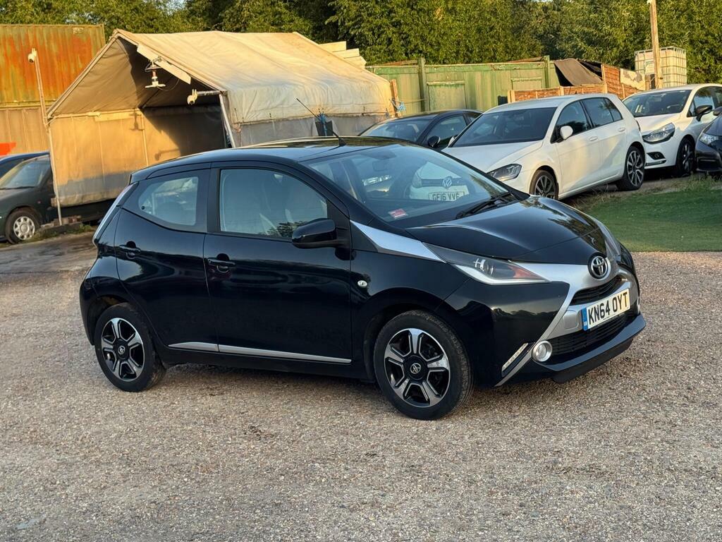 Toyota Aygo 1.0 Vvt-i X-clusiv Euro 5 KN64OYT Black #3