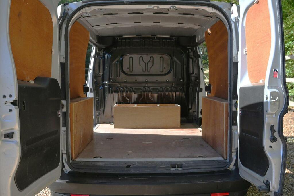 Fiat Doblo 1.3 Multijet II 95 Bhp 16V Swb Tecnico Edition A White #16