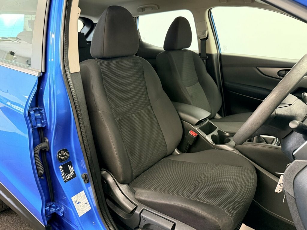 Nissan Qashqai Suv DG70LVR Blue #2