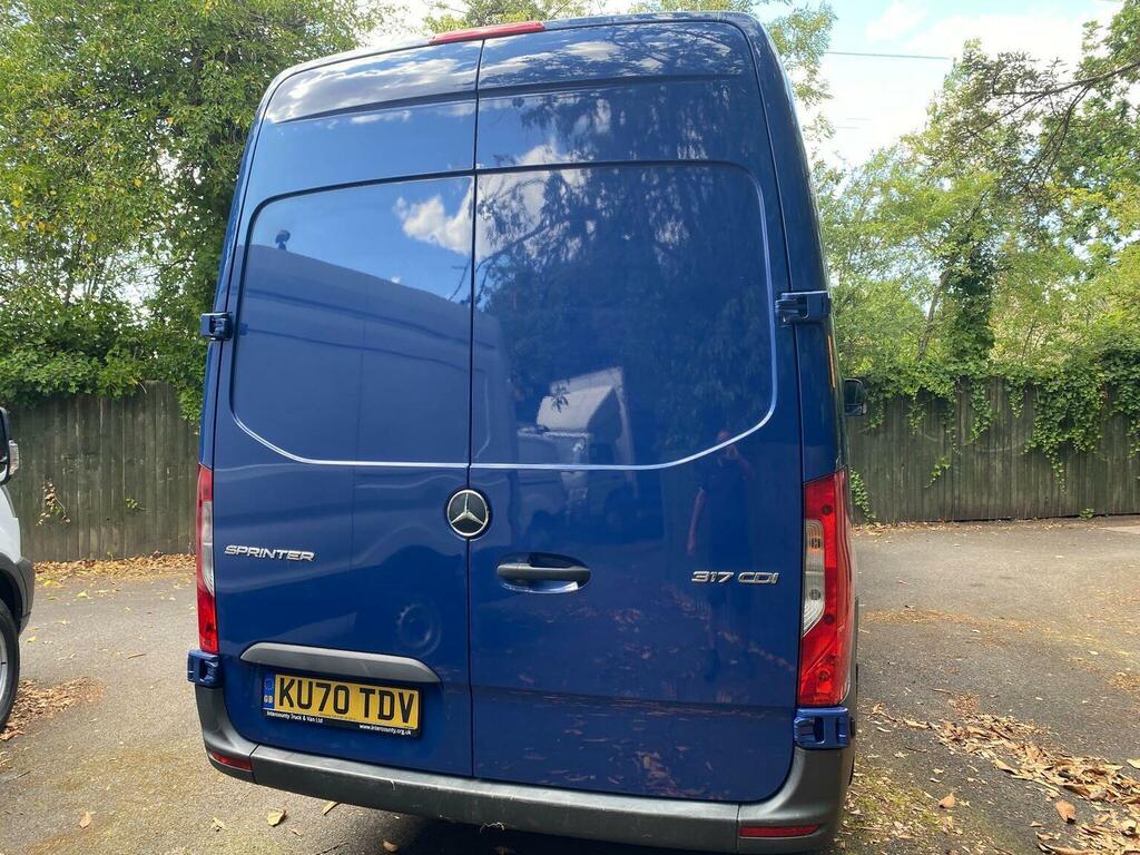 Mercedes-Benz Sprinter 2.0 317 Cdi Progressive Rwd L3 H2 Euro 6 Ss Blue #3