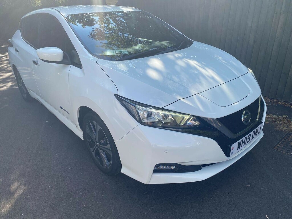 Nissan Leaf Hatchback 40Kwh Tekna 201919 White
