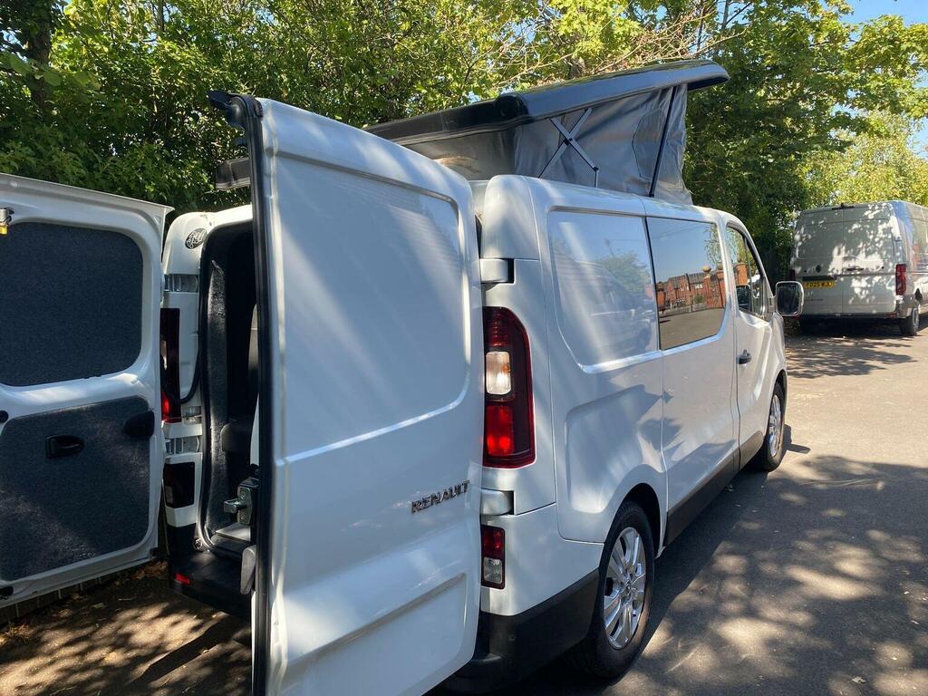 Renault Trafic Sport Ac 5Seats White #3
