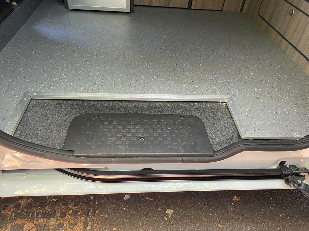Renault Trafic Sl28 Dci 130 Business Blue Swb Low Roof 19841 White #21