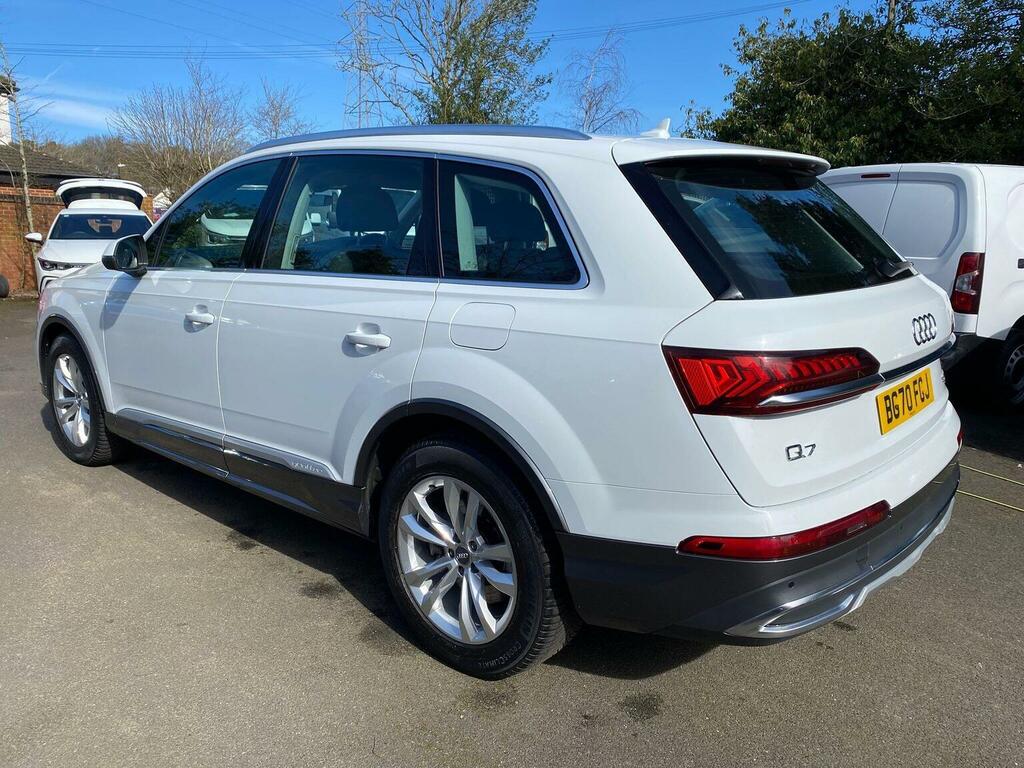 Audi Q7 3.0 Tfsie V6 55 Sport Tiptronic Quattro Euro 6 S White #4