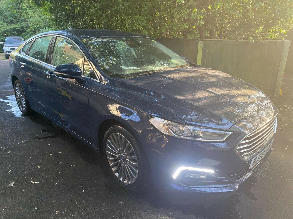 Ford Mondeo Hatchback 2.0 Ecoblue Titanium Edition Euro 6 Ss Blue