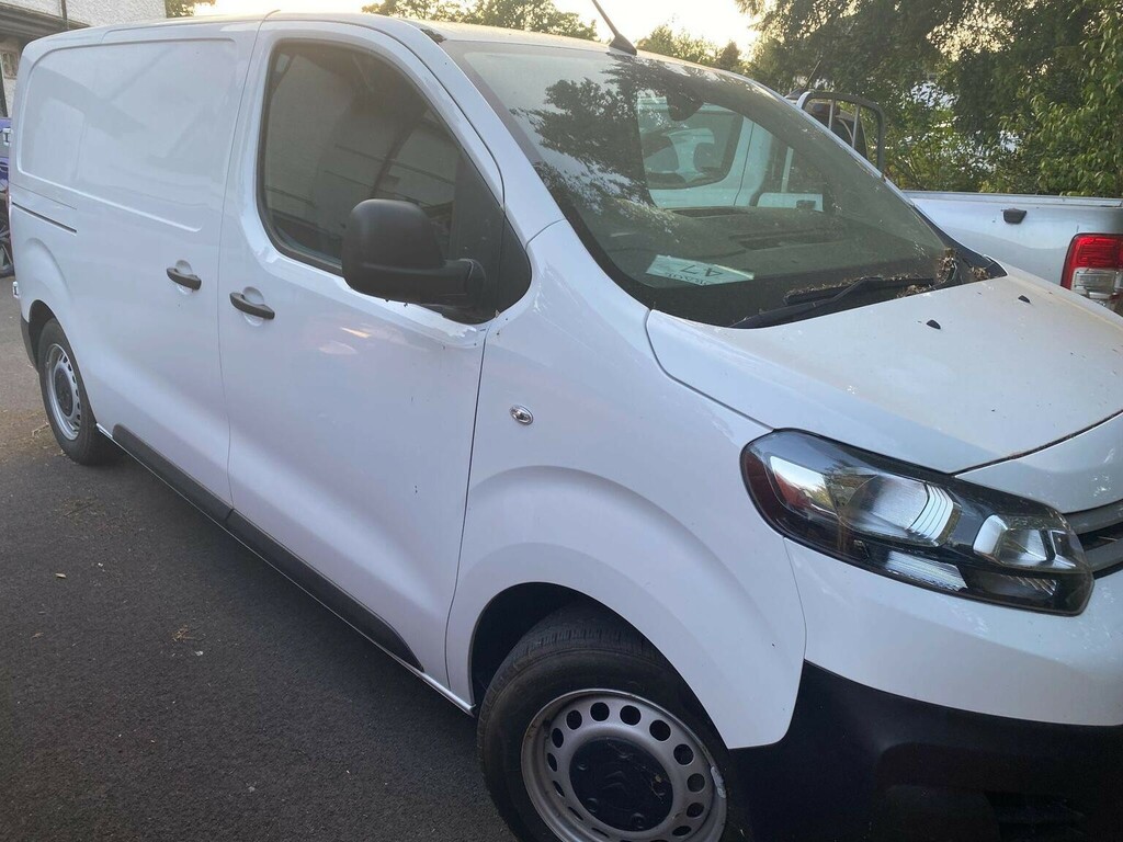 Citroen Dispatch Panel Van 1.5 Bluehdi 1000 Enterprise Pro M Fwd 2 White